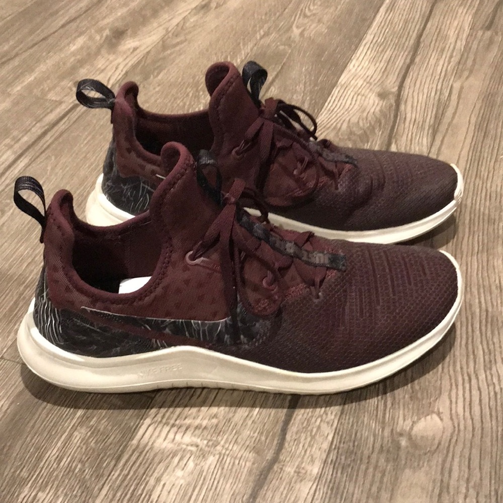 Like new Nike training shoes